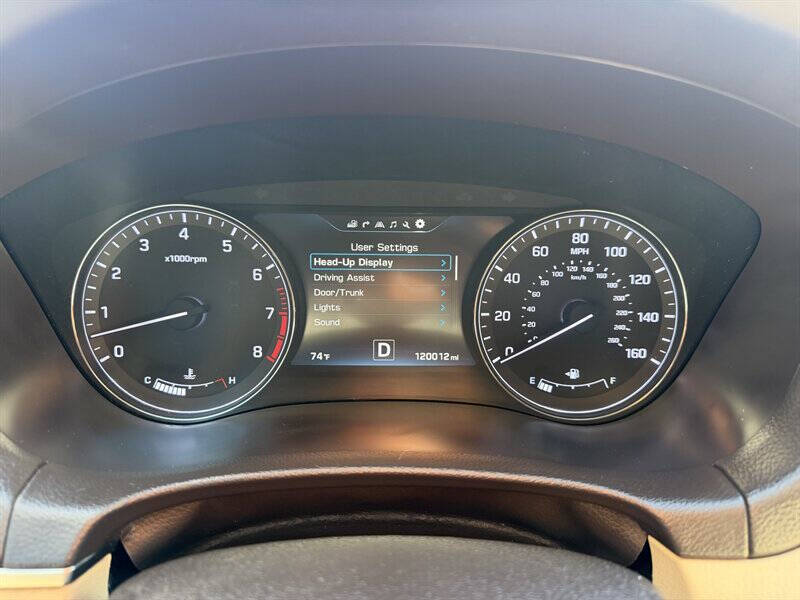 2015 Hyundai Genesis