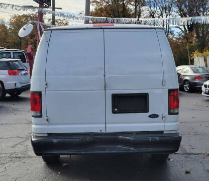 2014 Ford E-Series E-150