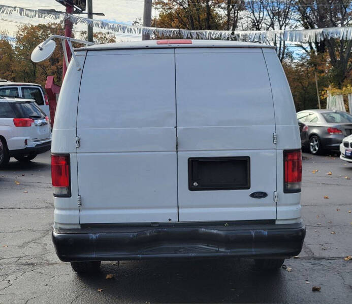 2014 Ford E-Series E-150