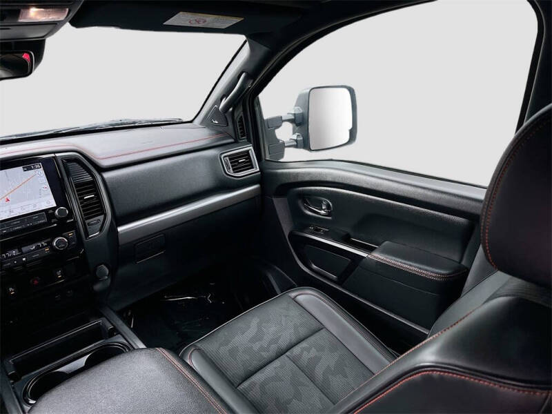 2024 Nissan Titan XD