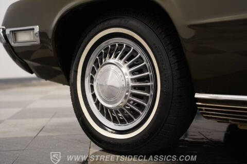 1969 Ford Thunderbird