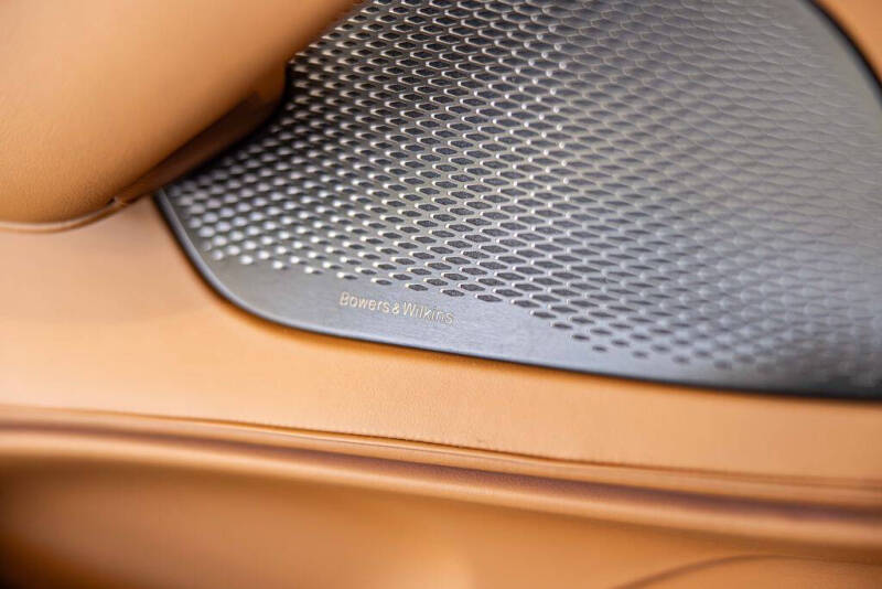 2026 Aston Martin DBX S