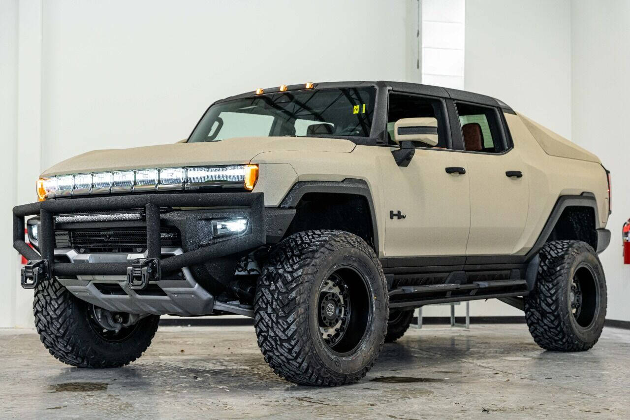 2023 GMC Hummer EV Pickup Pickup - $179,999