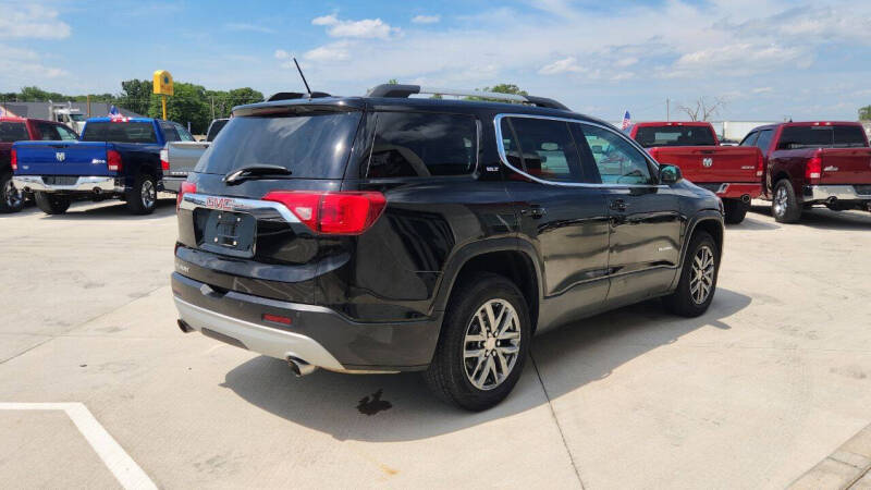 2017 GMC Acadia SLT-1