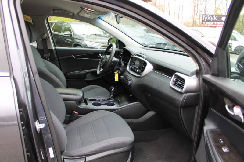 2016 Kia Sorento LX