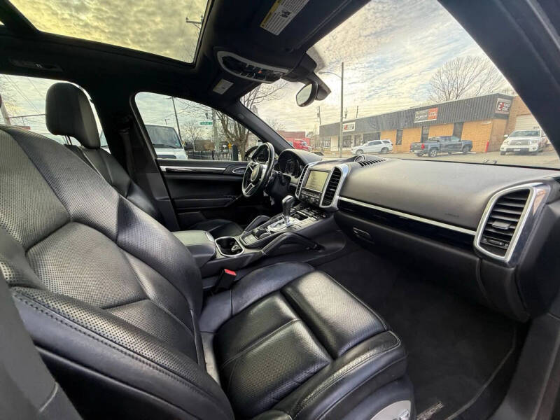 2016 Porsche Cayenne