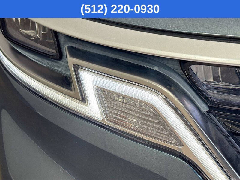 2023 Kia Carnival EX