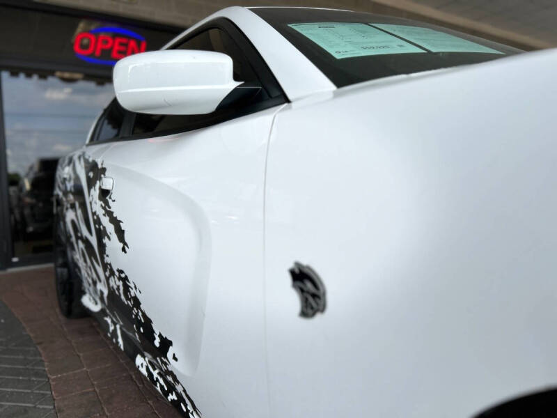 2016 Dodge Charger SRT Hellcat