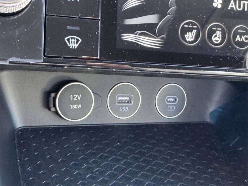 2026 Genesis G70 2.5T Standard