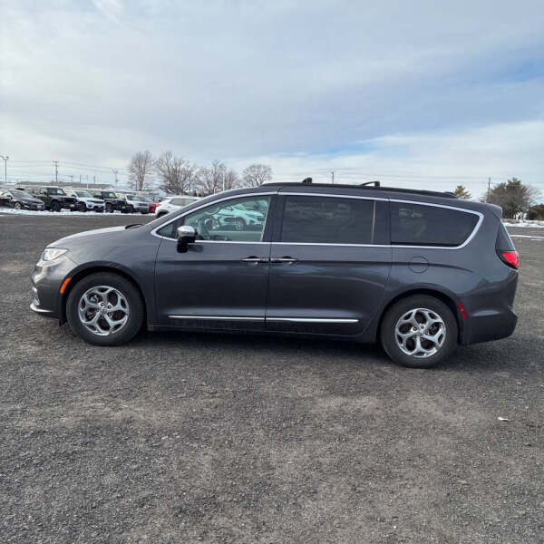 2023 Chrysler Pacifica Limited