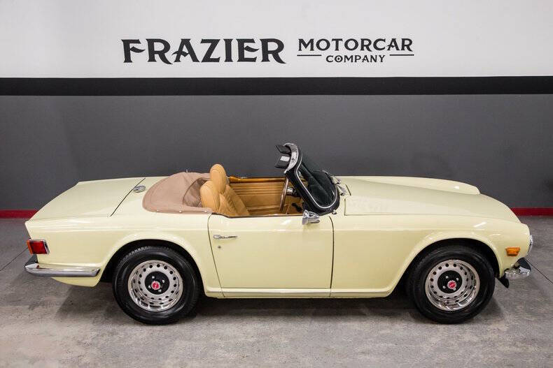 1971 Triumph FUEL INJECTED OVERDIVE TR6