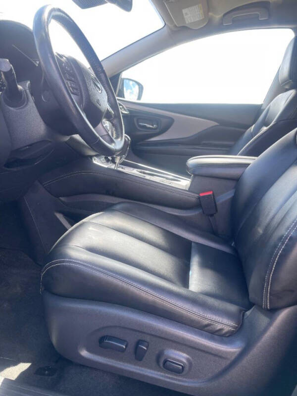 2022 Nissan Murano SV