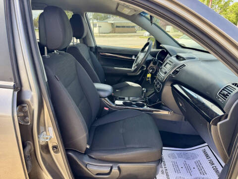 2014 Kia Sorento LX