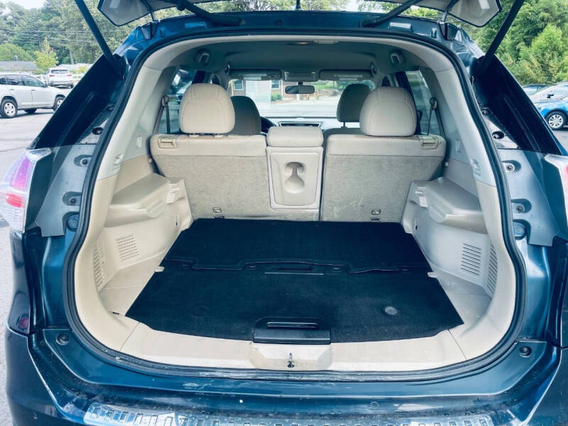 2016 Nissan Rogue SV