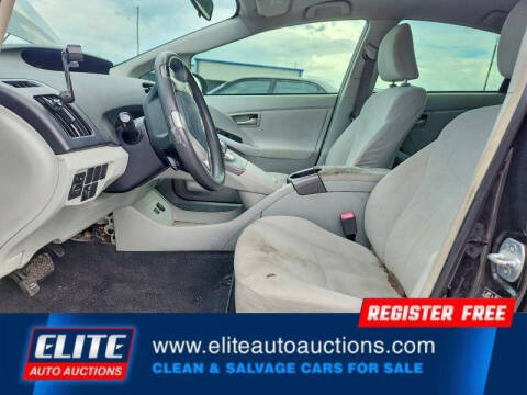 2013 Toyota Prius Two