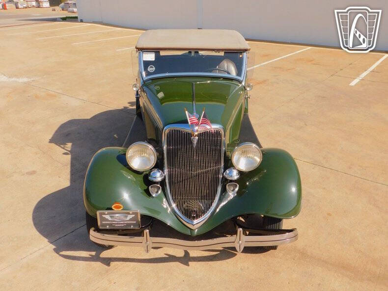 1934 Ford Roadster