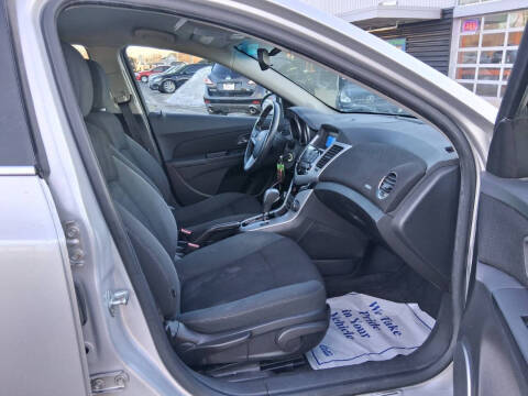 2011 Chevrolet Cruze LT