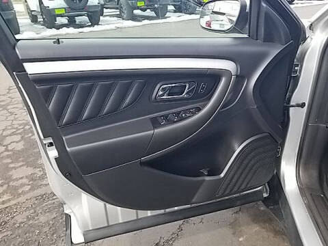 2018 Ford Taurus SEL