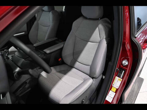 2026 Toyota Sienna LE 8-Passenger