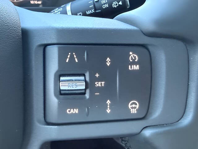 2024 Land Rover Defender 130 P400 X