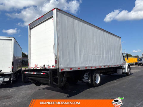 2017 Freightliner M2 106