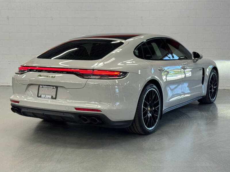 2022 Porsche Panamera 4S E-Hybrid
