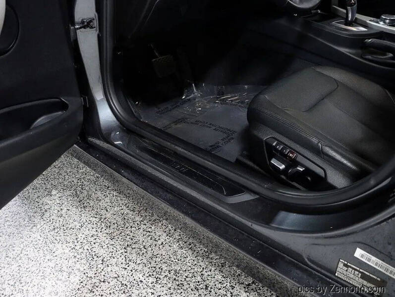 2017 BMW 3 Series 320i xDrive