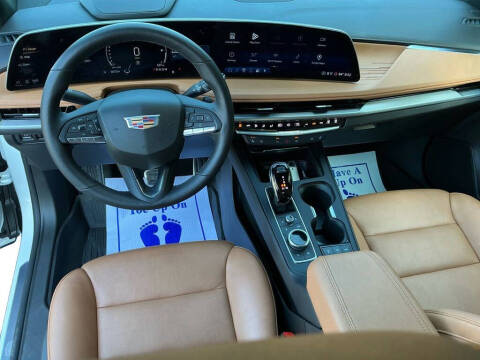 2024 Cadillac XT4 Sport