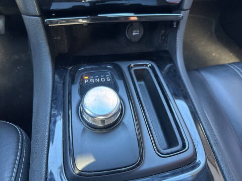 2023 Chrysler 300 S V6