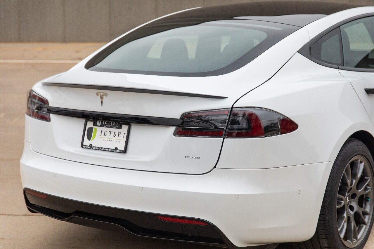 2021 Tesla Model S 6