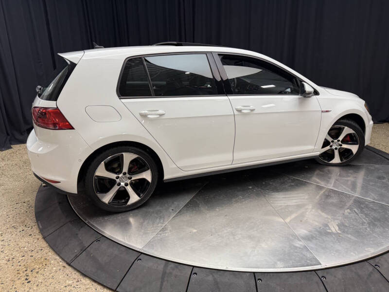 2016 Volkswagen Golf GTI SE