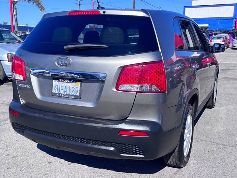 2012 Kia Sorento LX