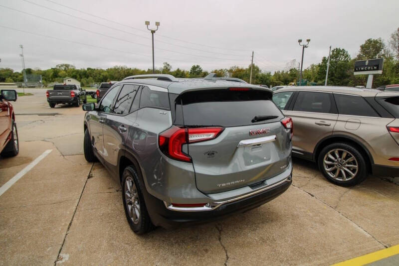 2024 GMC Terrain SLT