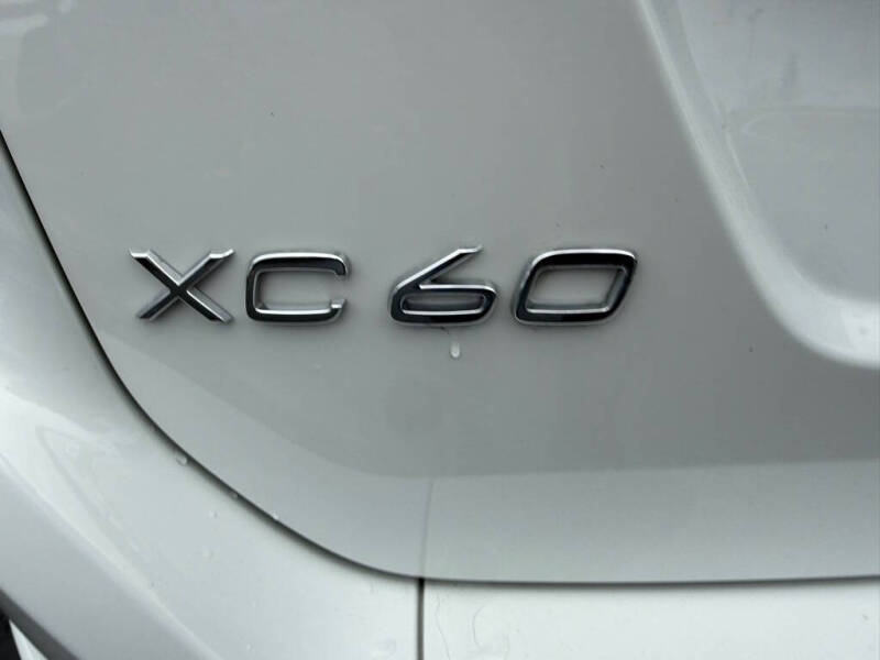 2016 Volvo XC60 T6 Drive-E