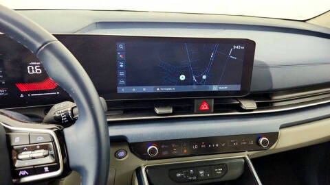 2025 Kia Carnival EX