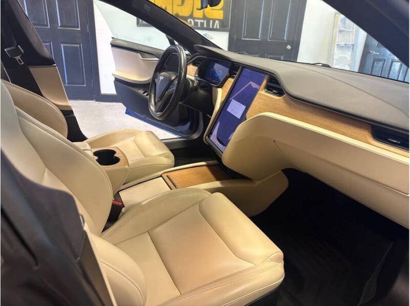 2020 Tesla Model S