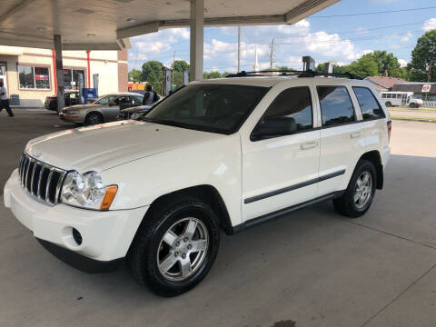 2007 Jeep Grand Cherokee for sale at JE Auto Sales LLC in Indianapolis IN