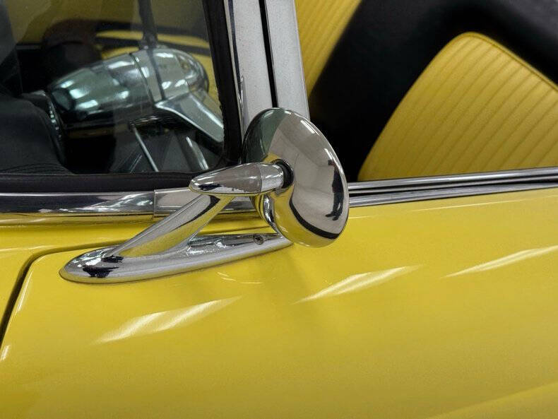 1955 Ford Thunderbird