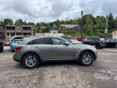 2011 Infiniti FX35