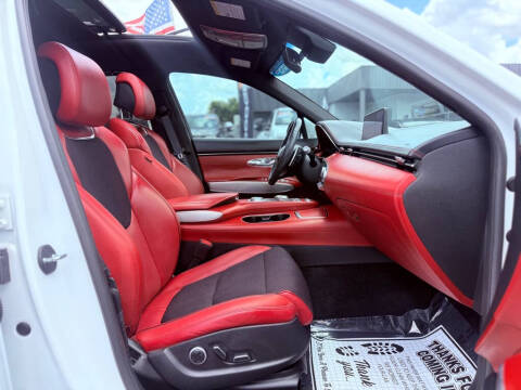 2022 Genesis GV70 2.5T Standard