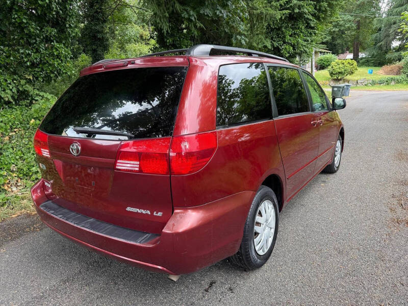 2004 Toyota Sienna CE 7 Passenger