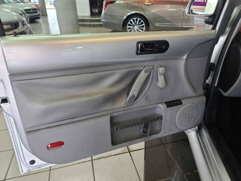 2000 Volkswagen New Beetle GL