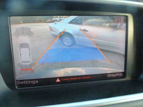 2012 Audi Q5 3.2 quattro Premium Plus