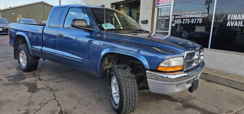 2004 Dodge Dakota for sale at World Wide Automotive in Sioux Falls SD