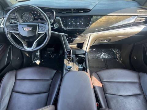 2022 Cadillac XT6 Premium Luxury