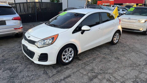 2017 Kia Rio 5-Door LX
