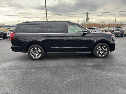 2025 Ford Expedition MAX Active