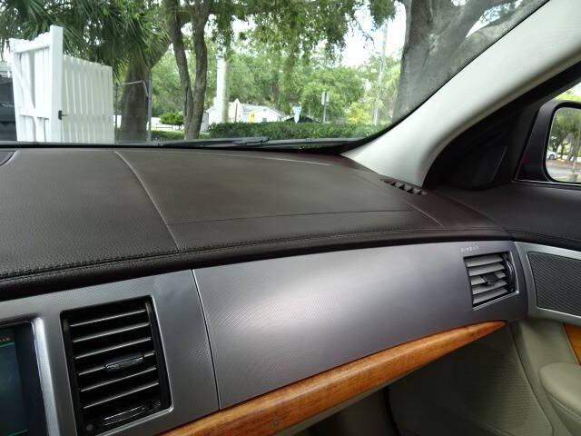 2009 Jaguar XF Luxury