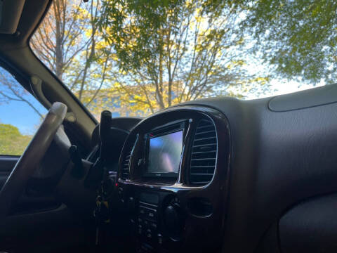 2003 Toyota Sequoia SR5