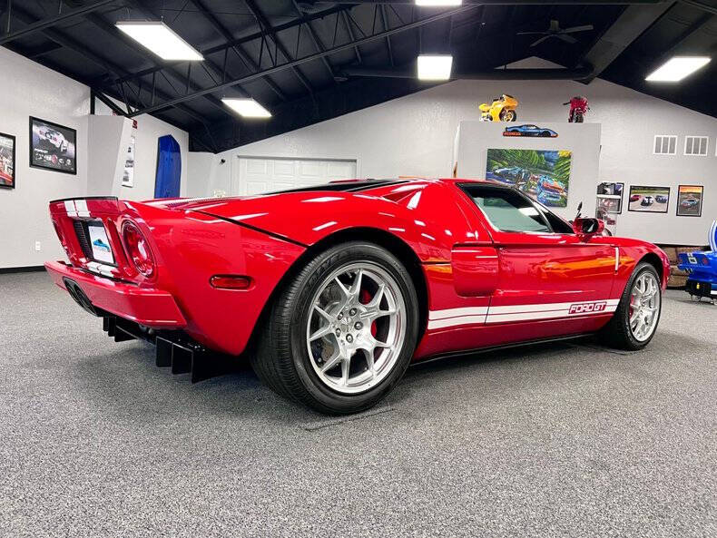 2005 Ford GT